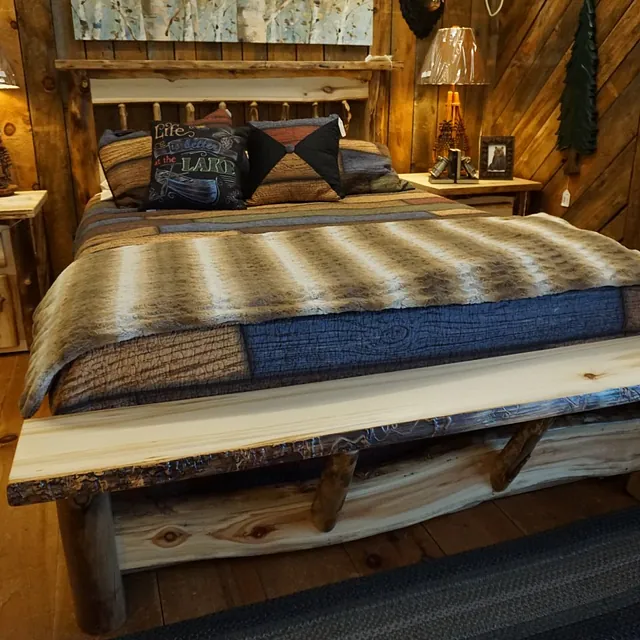 Amish - Quad M Rustic - Aspen Storage Platform Live Edge Bedroom 