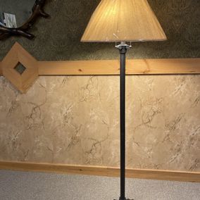 Cal Lighting - 433 - Mission Style Floor Lamp