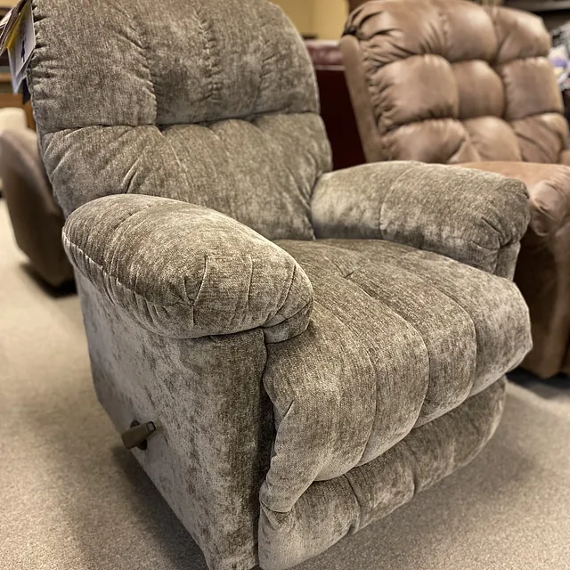 Best Home Furnishings - 6N34 Wallhugger