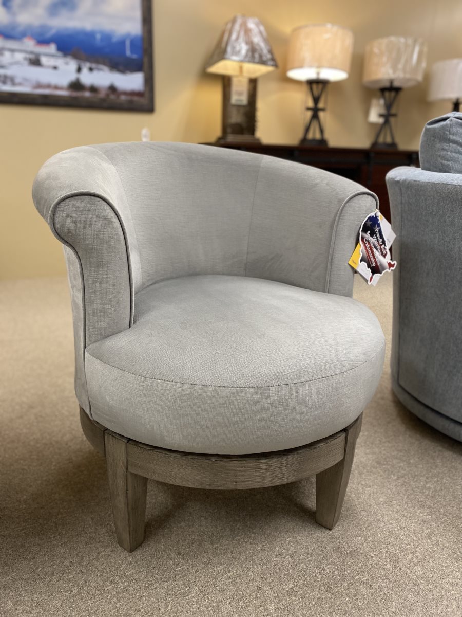 Best Home Furnishings - 2958 swivel Chair