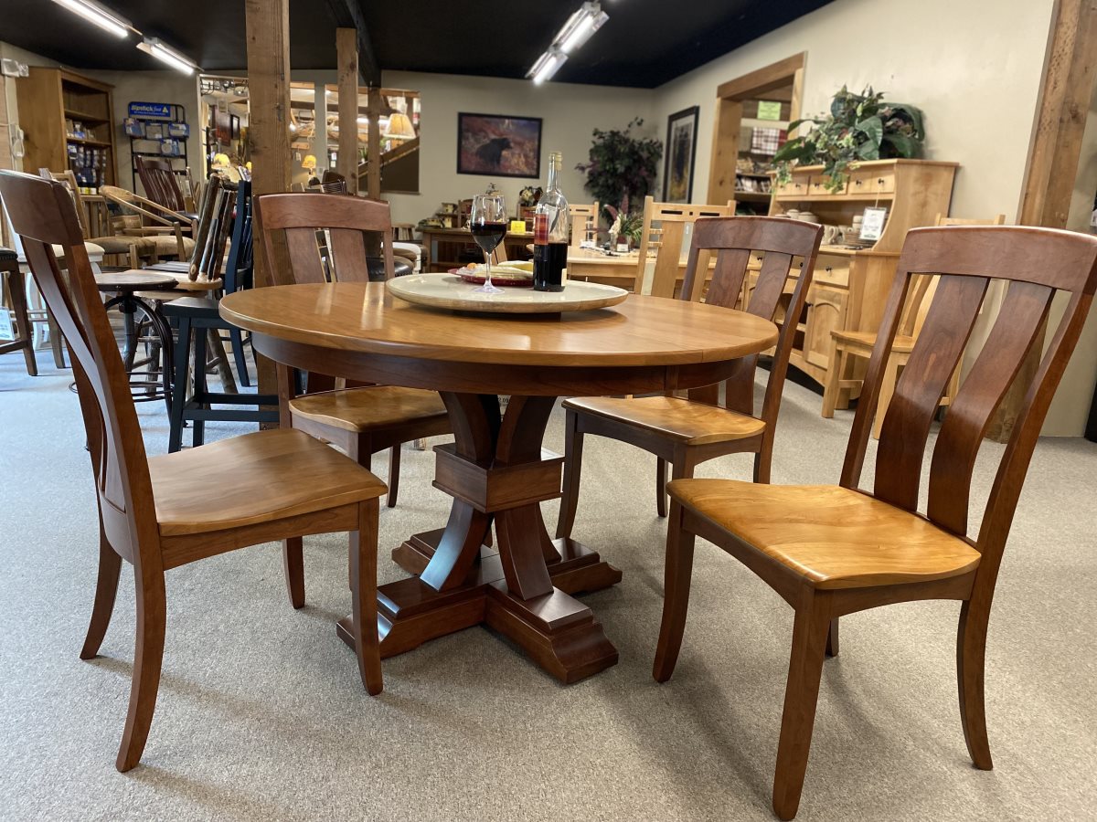 Amish - Toledo Dining Table & Cheyenne Side Chair