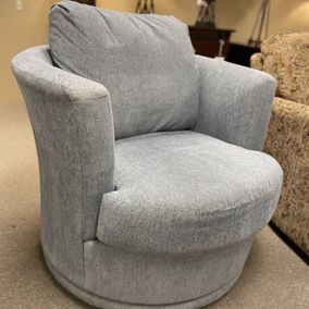 Best Home Furnishings 2998 Swivel Chair