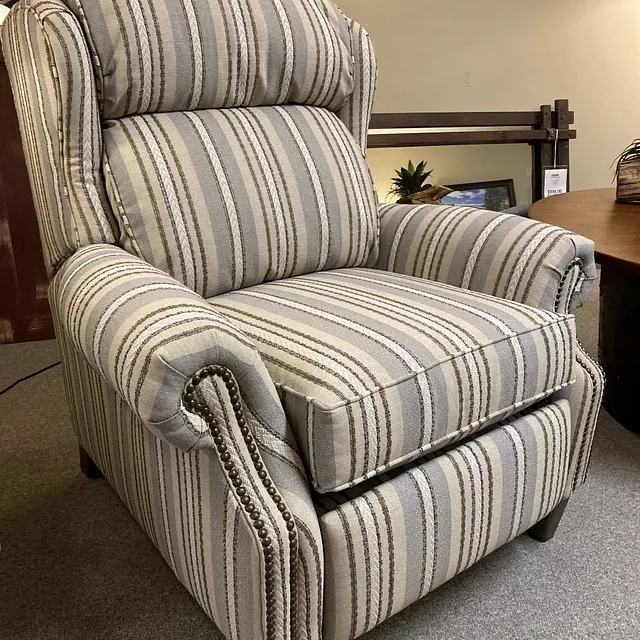 Smith Brothers - 532-38 Bustleback Power Recliner