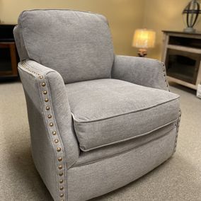 Smith Brothers 526 Swivel Chair