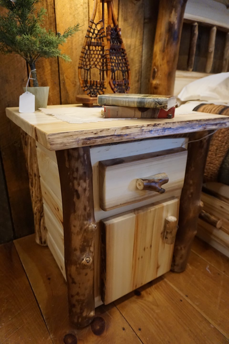Amish - Country Classic Collection Nightstand