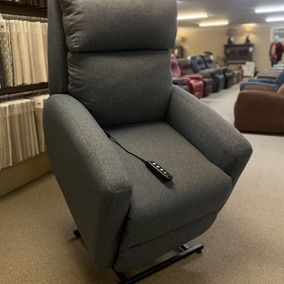 Southern Motion Lift Recliner 97144