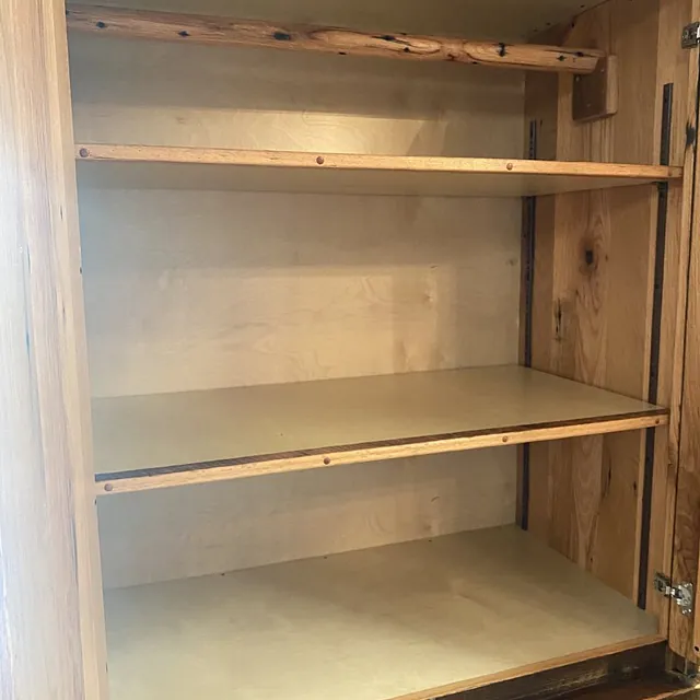 Amish Western Deluxe Armoire