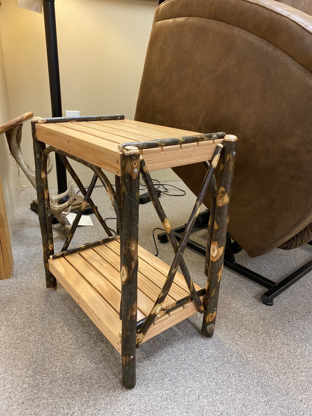 Amish - 2-Tier Slat Chairside Table