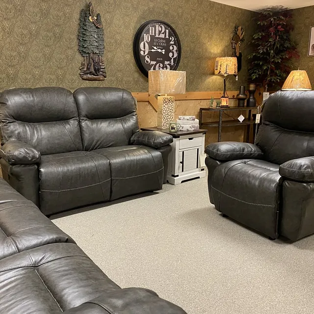 Best Home Furnishings - Leya 670 Collection